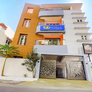 Fabhotel Hathvik Park - Near To Nandanam Metro Station